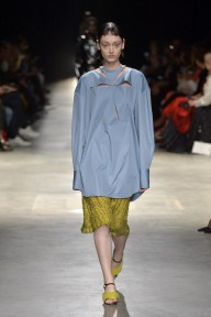 Look 24