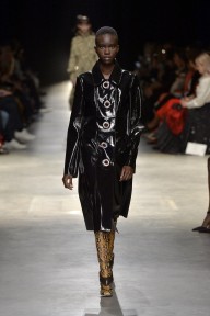Look 25