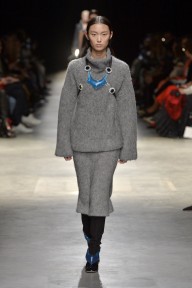 Look 32