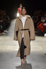 Look 43