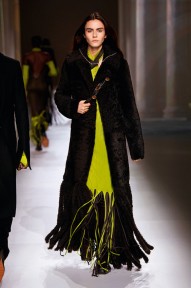 Look 15