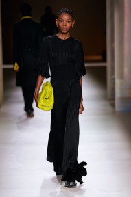 Look 16