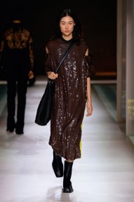 Look 18