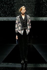 Look 10