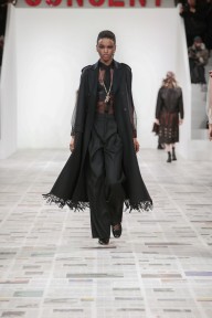 Look 17