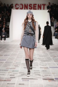 Look 28