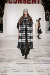Look 44
