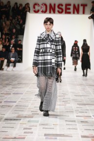 Look 49