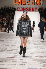 Look 64