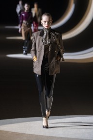 Look 8