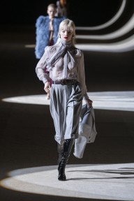 Look 14