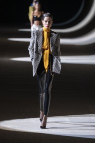 Look 19