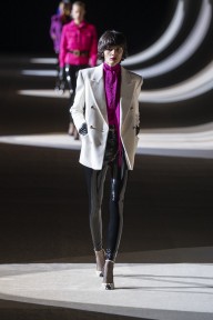 Look 28
