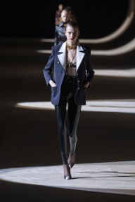Look 33