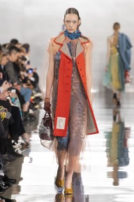 Look 3