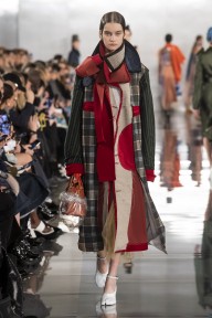 Look 7
