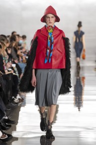 Look 19