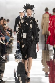 Look 32