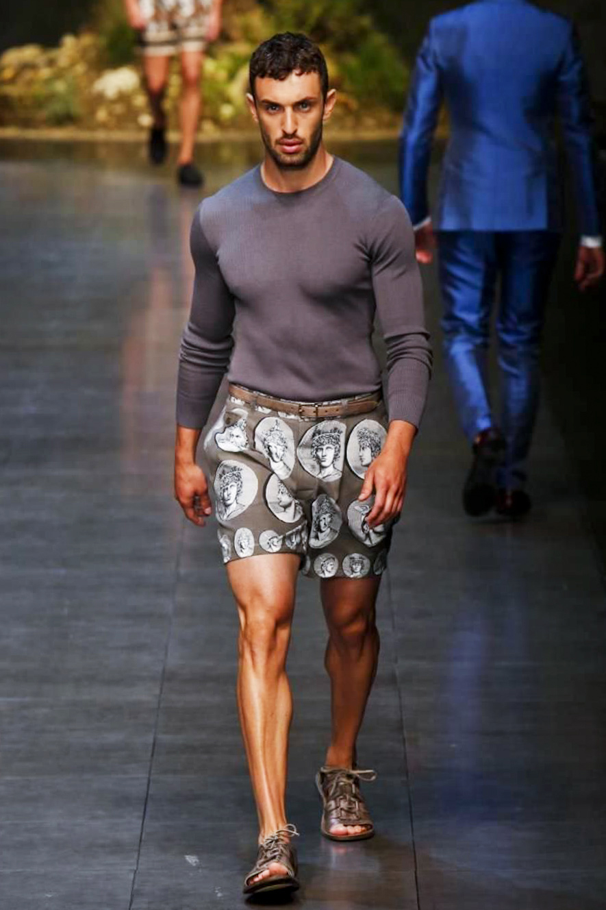 Look 32