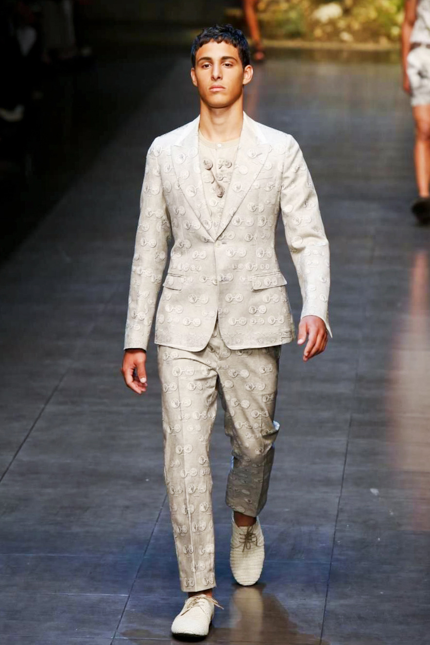 Look 49