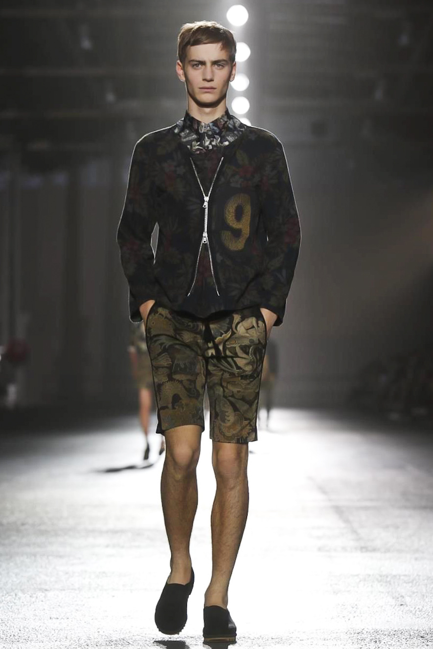 Look 12