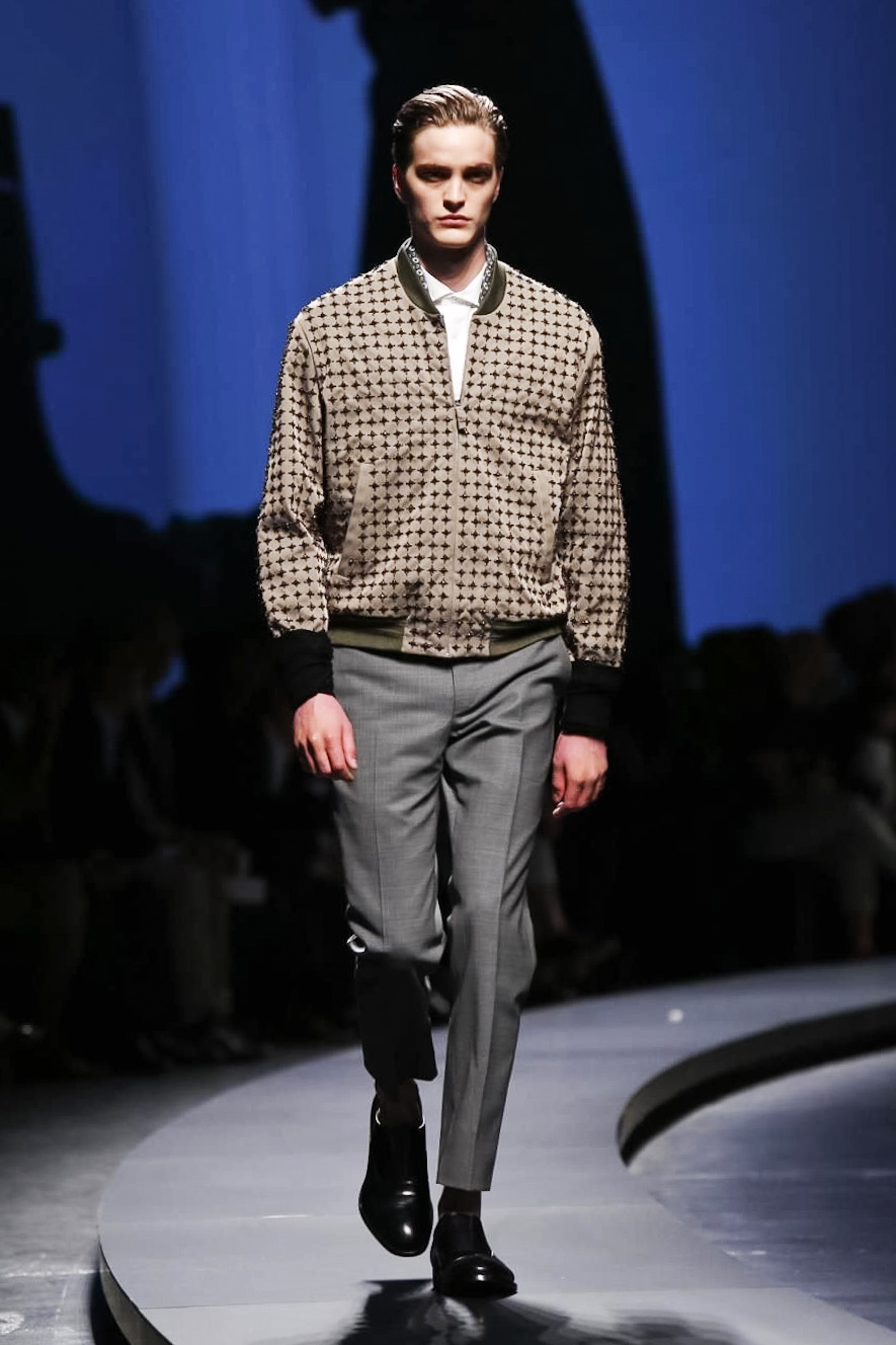 Look 19
