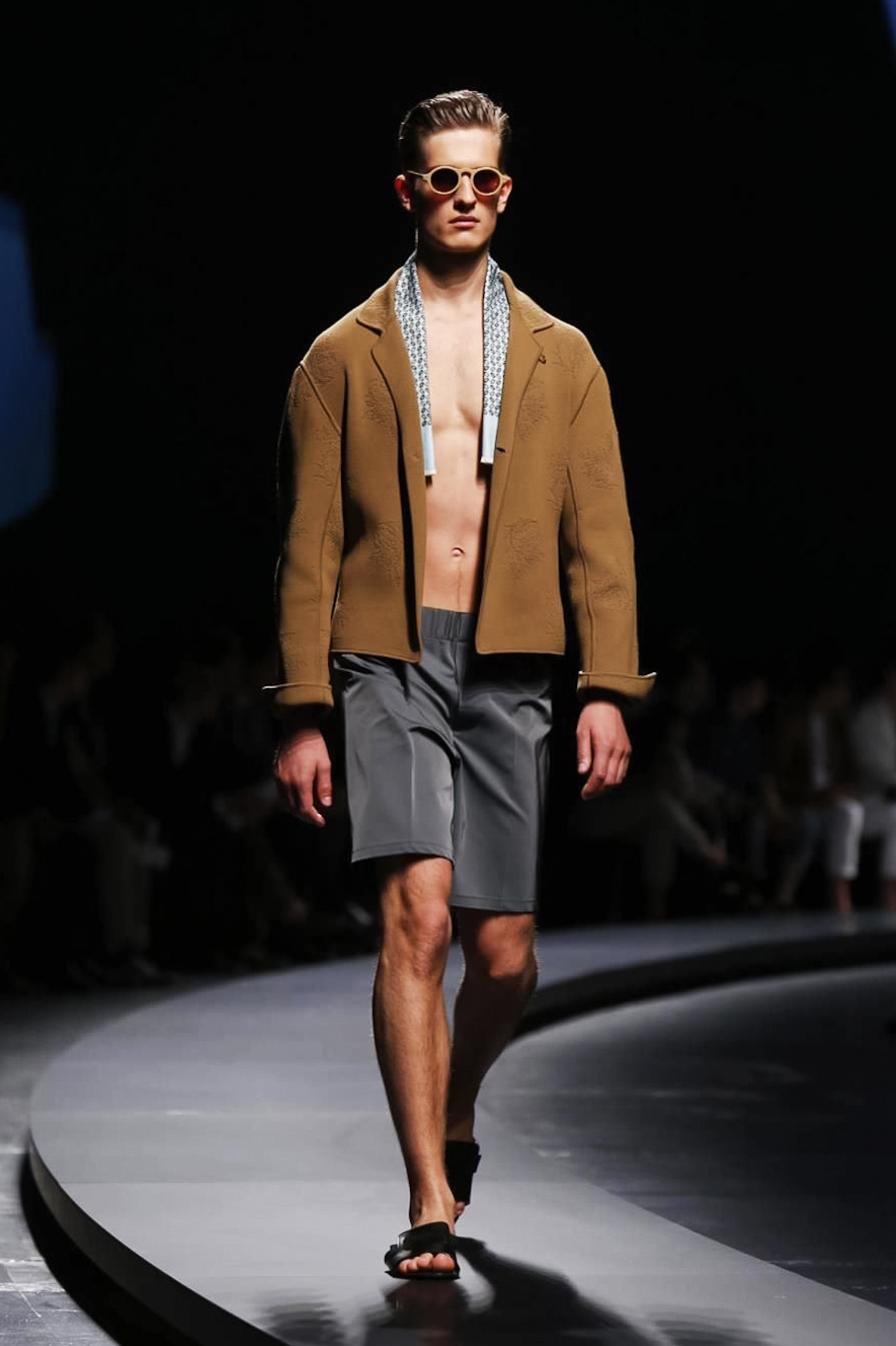 Look 33