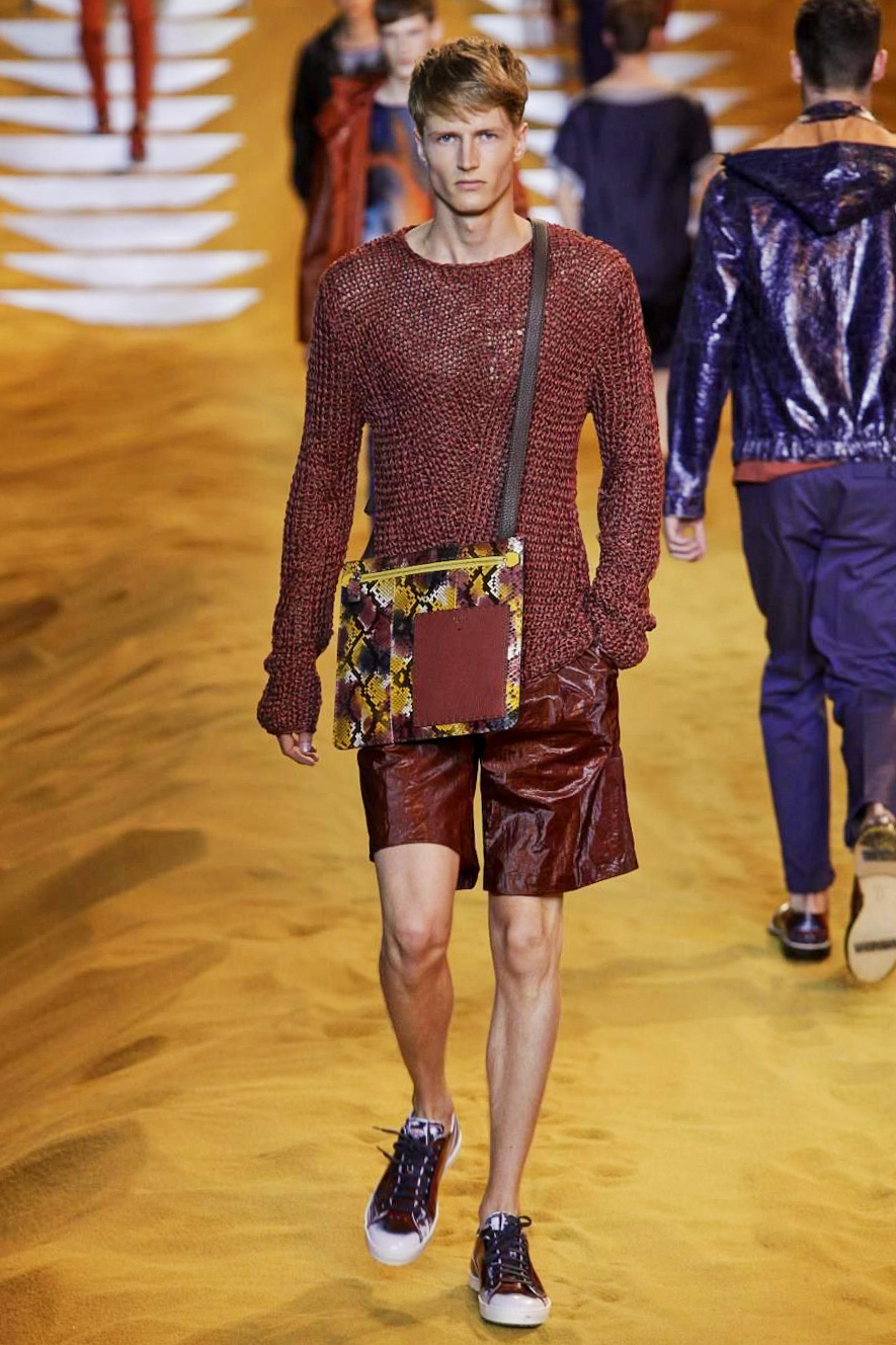 Look 25