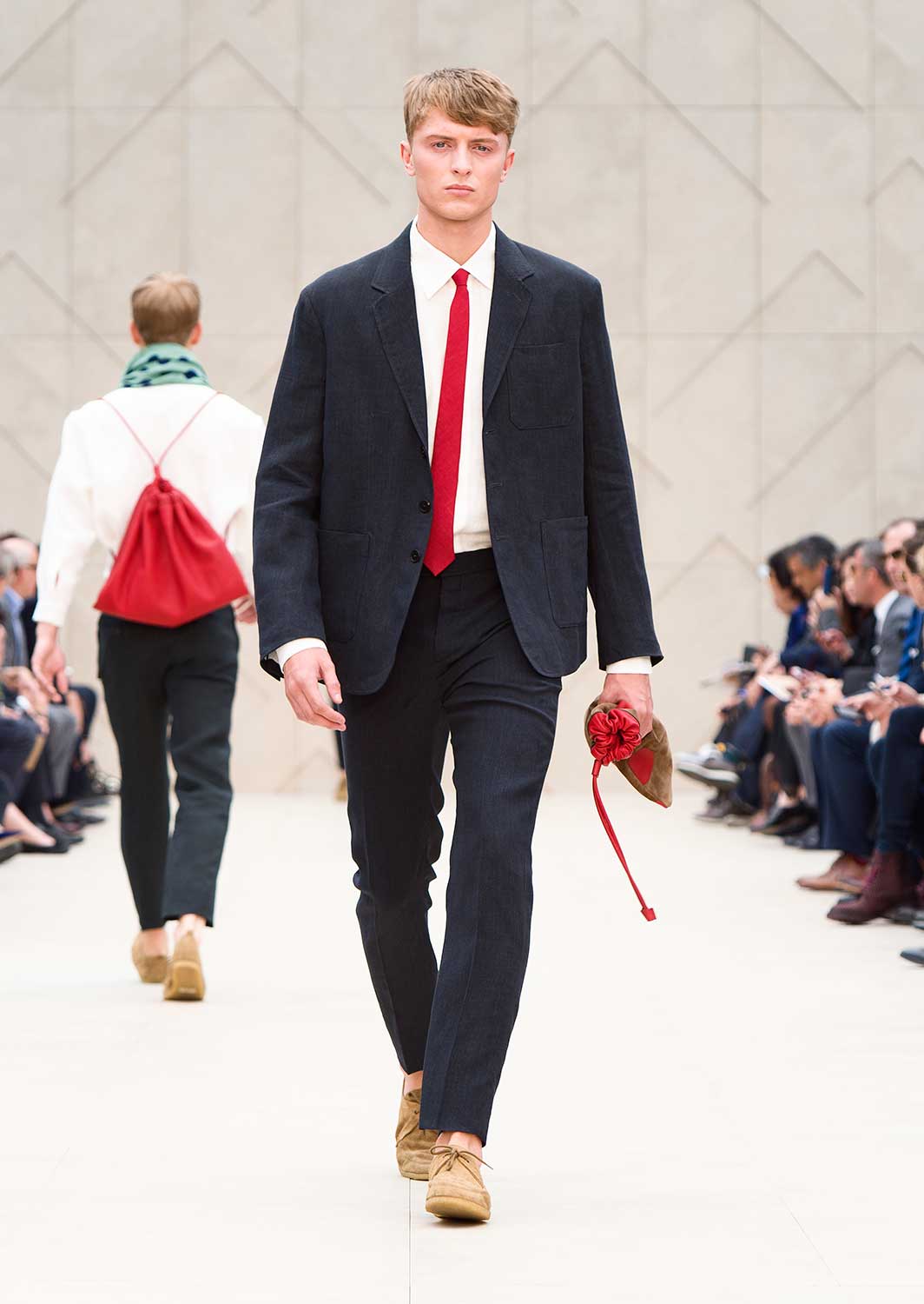 Look 11