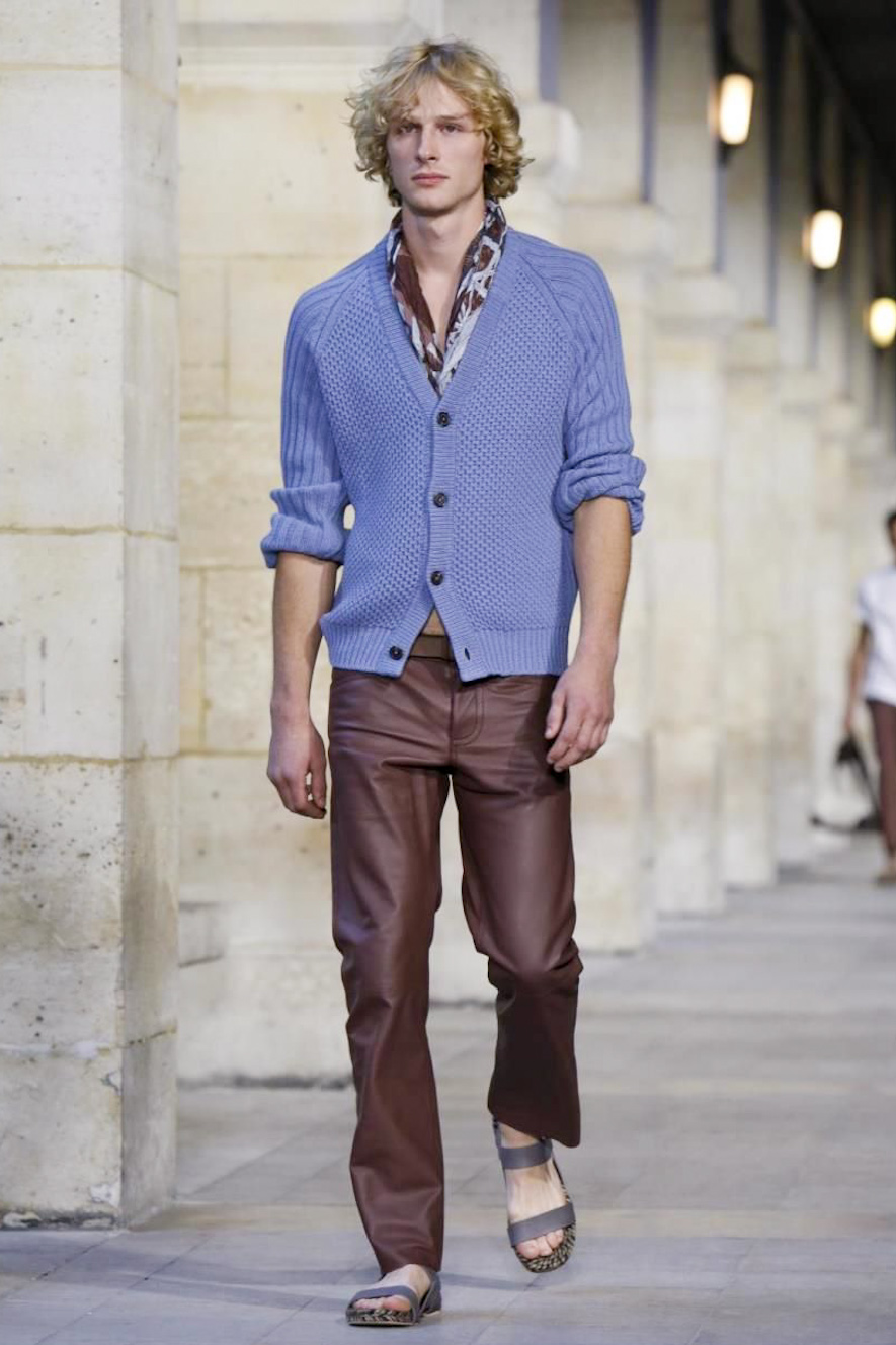 Look 15