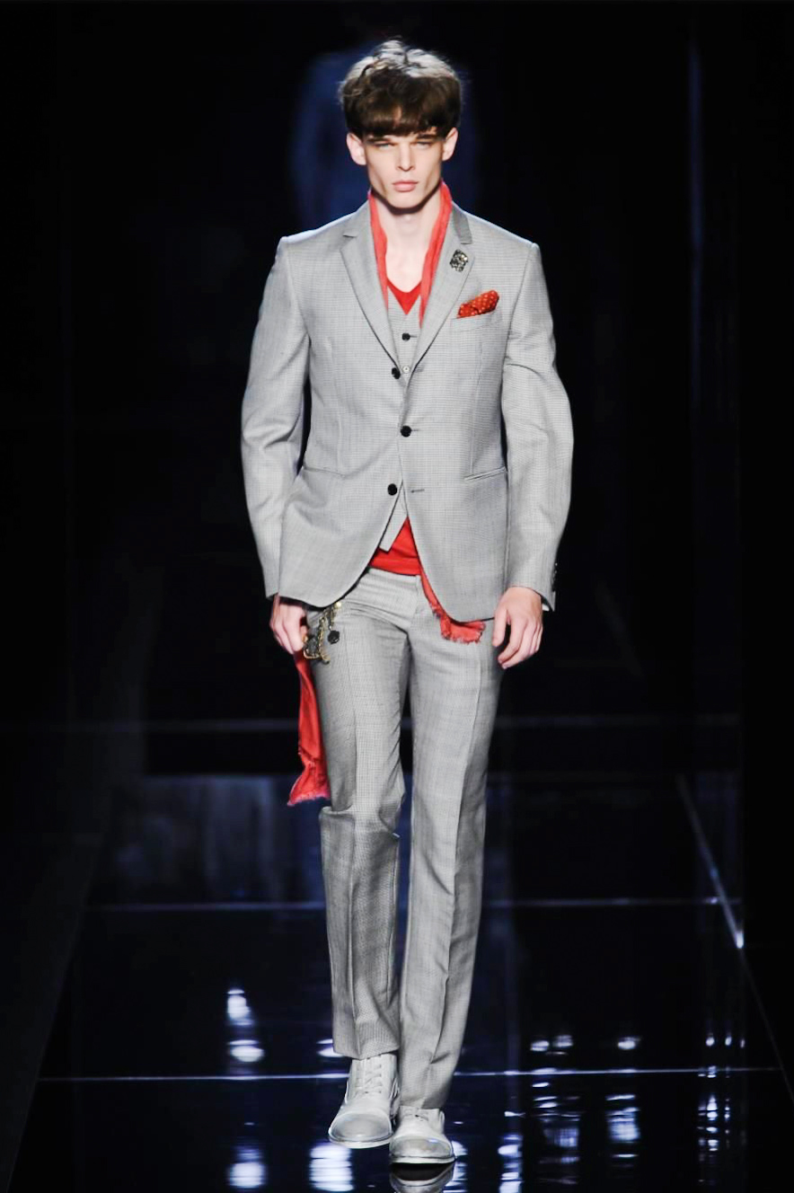 Look 23