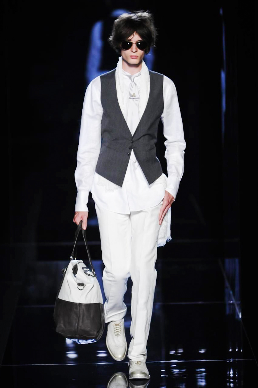 Look 27