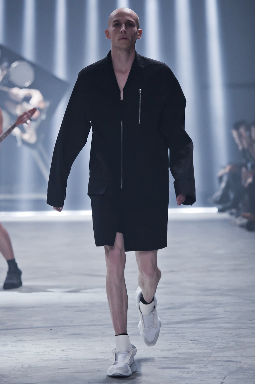 Look 1