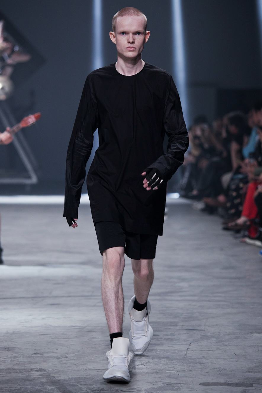 Look 18