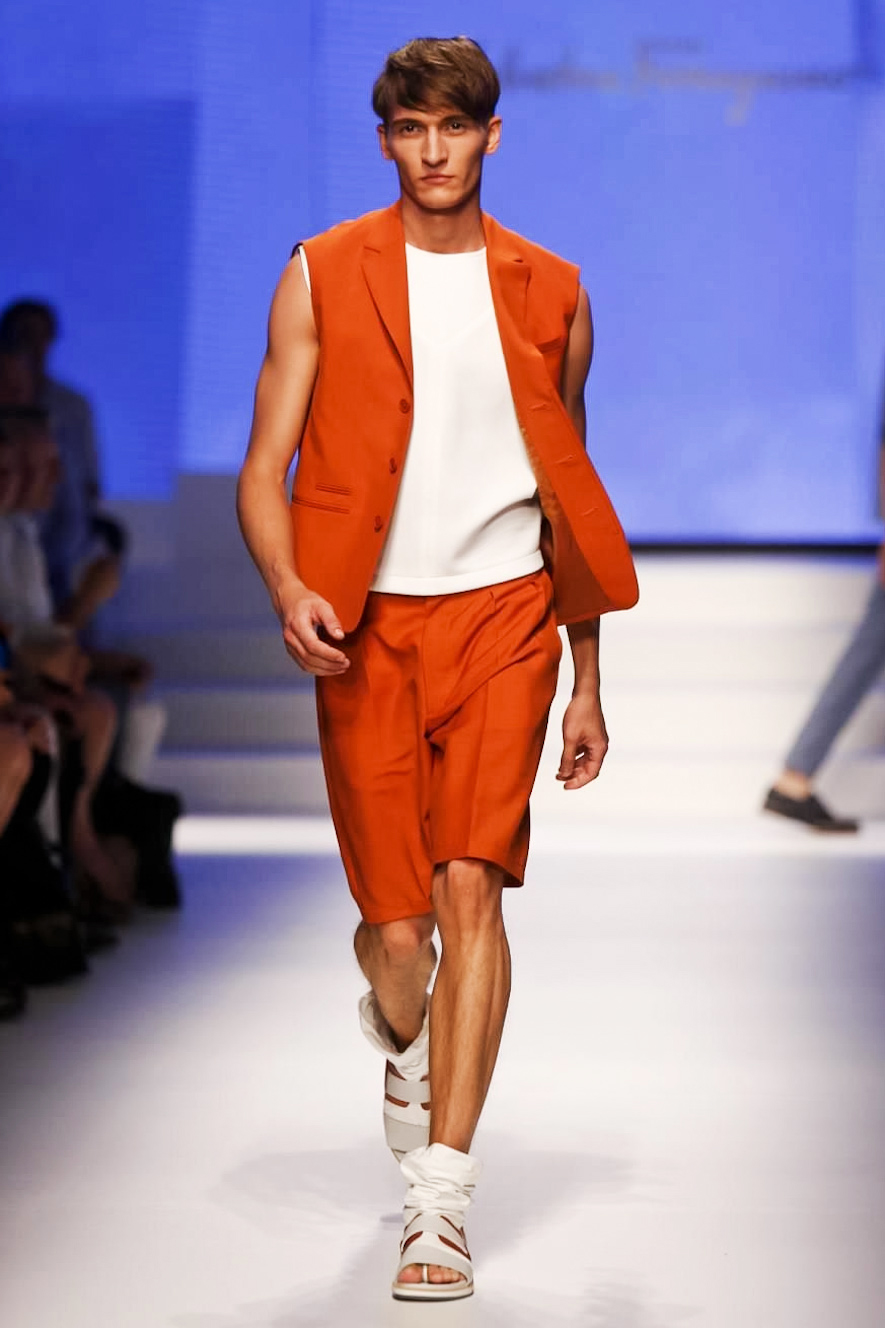 Look 25
