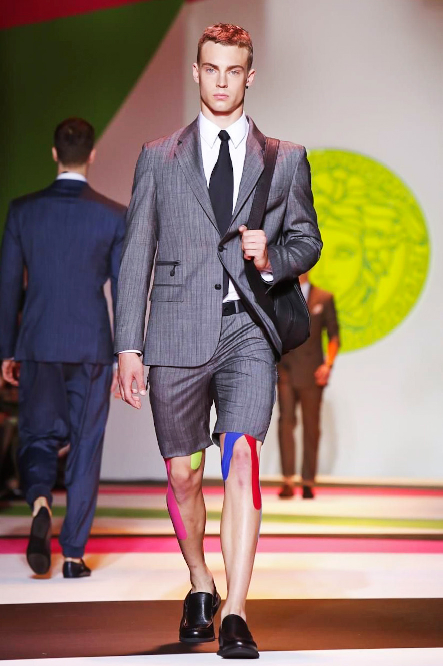 Look 10