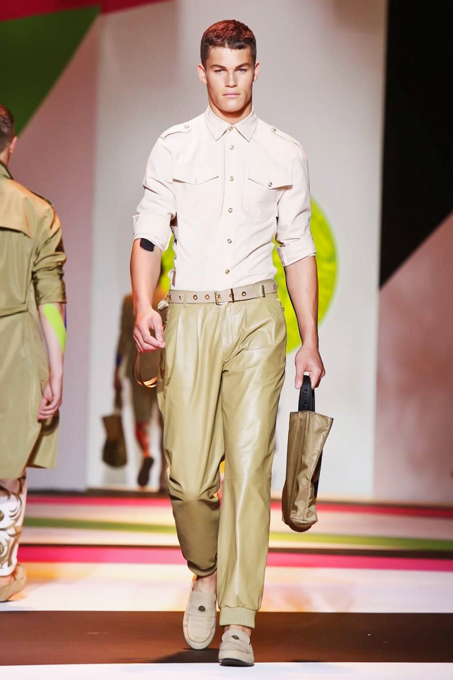 Look 19