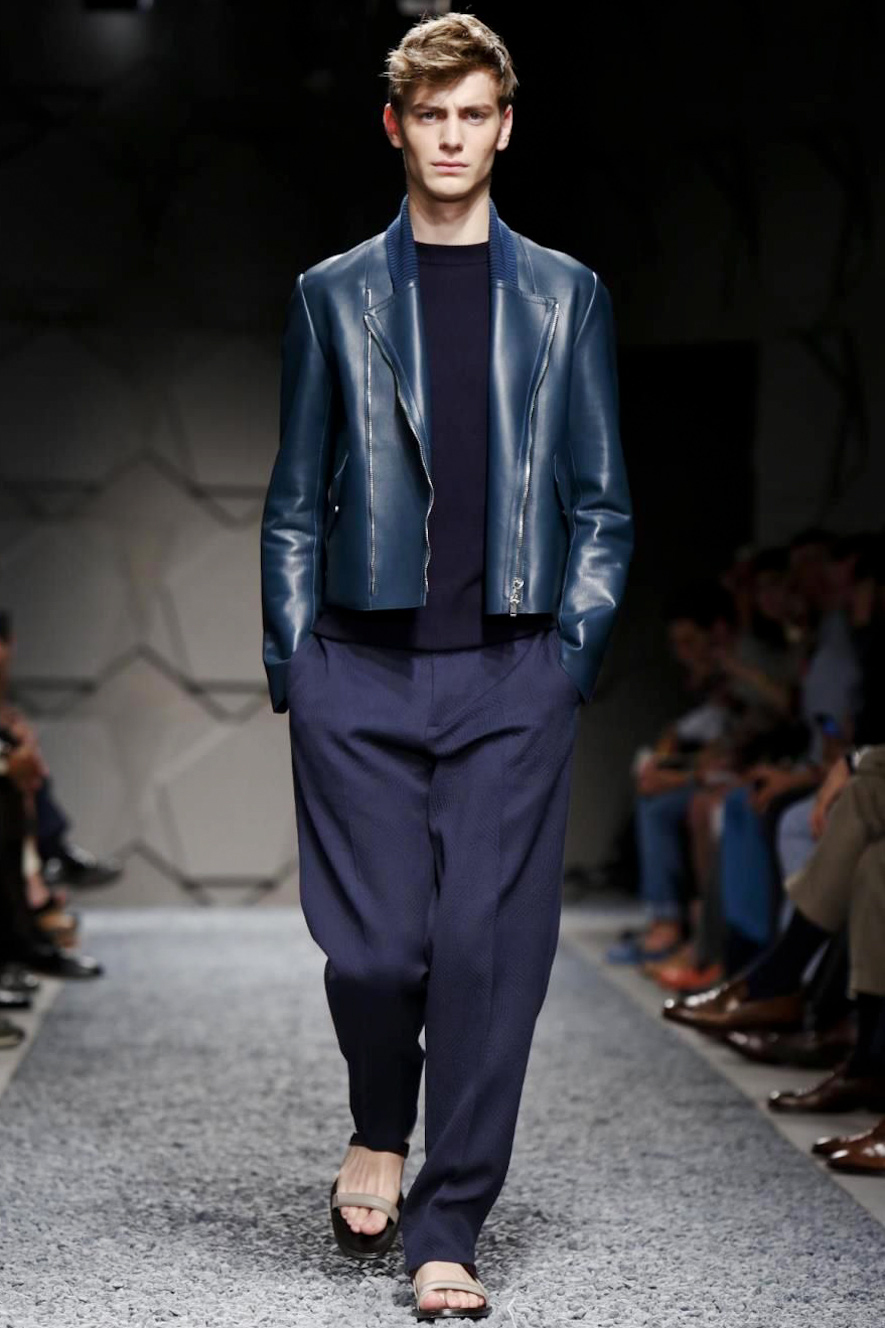 Look 19