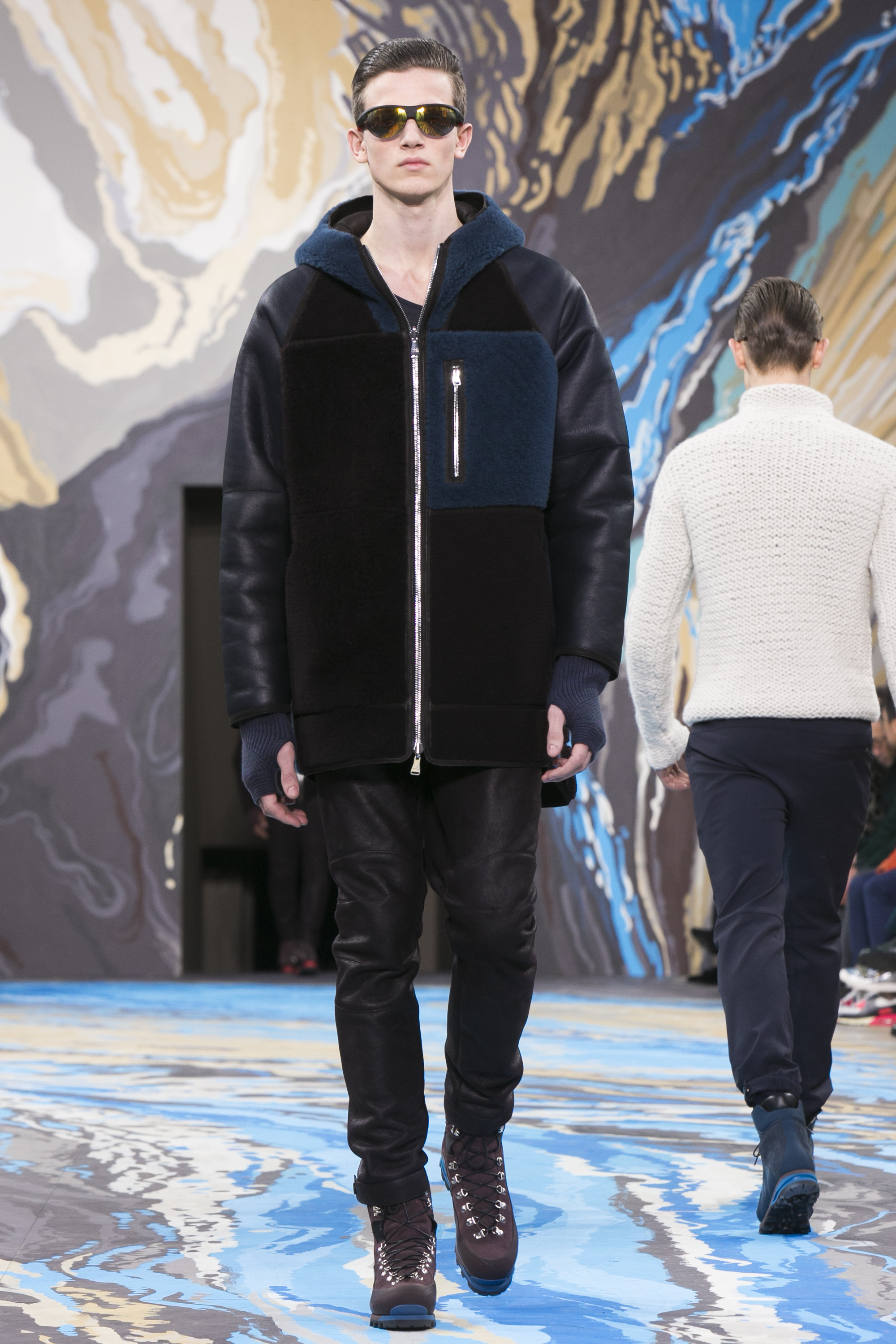 Look 24
