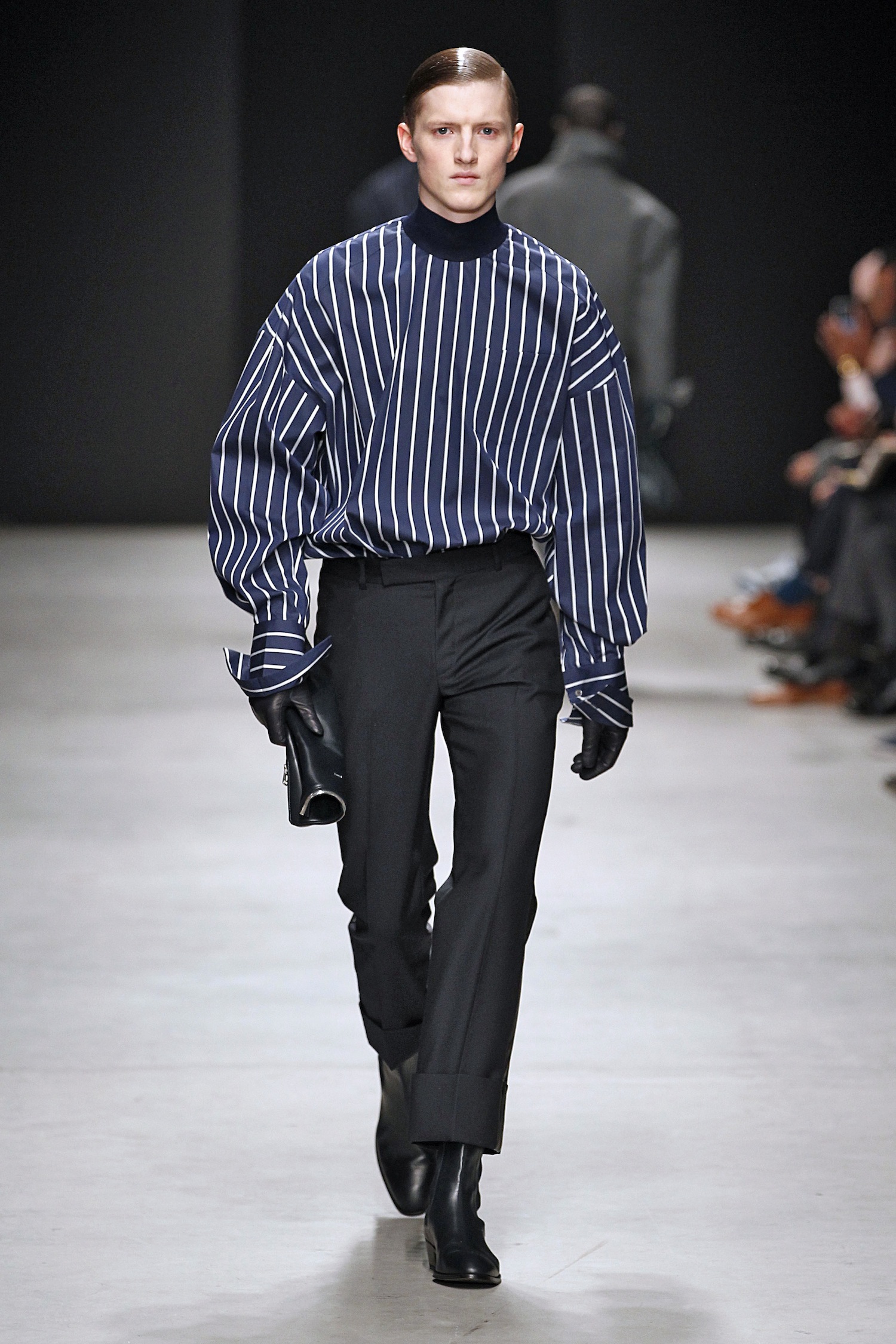 Look 25