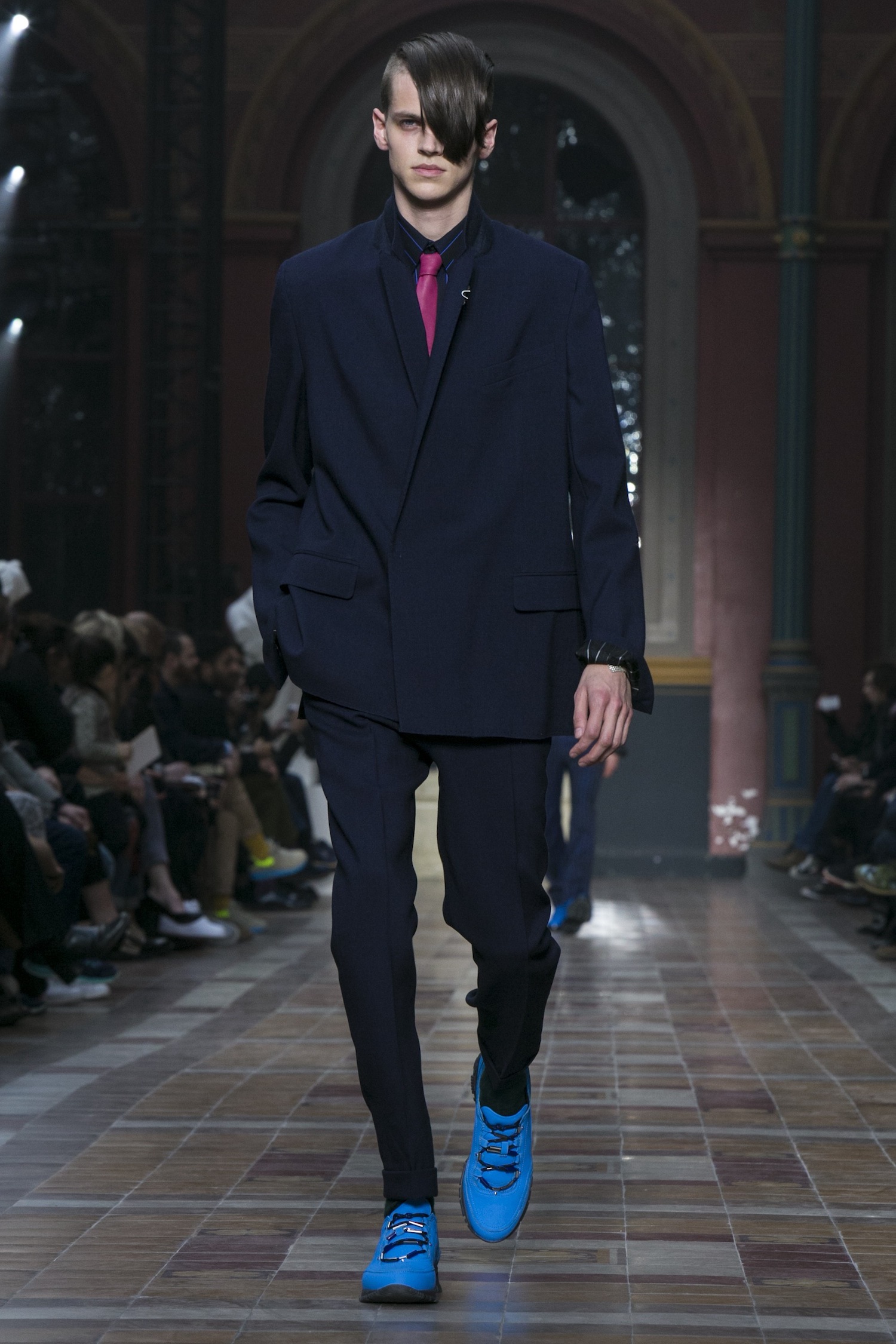 Look 25