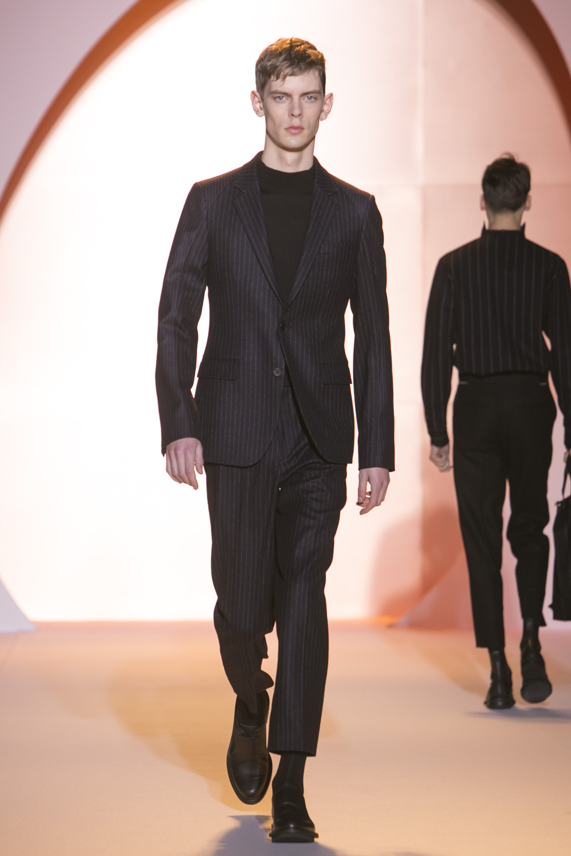 Look 25