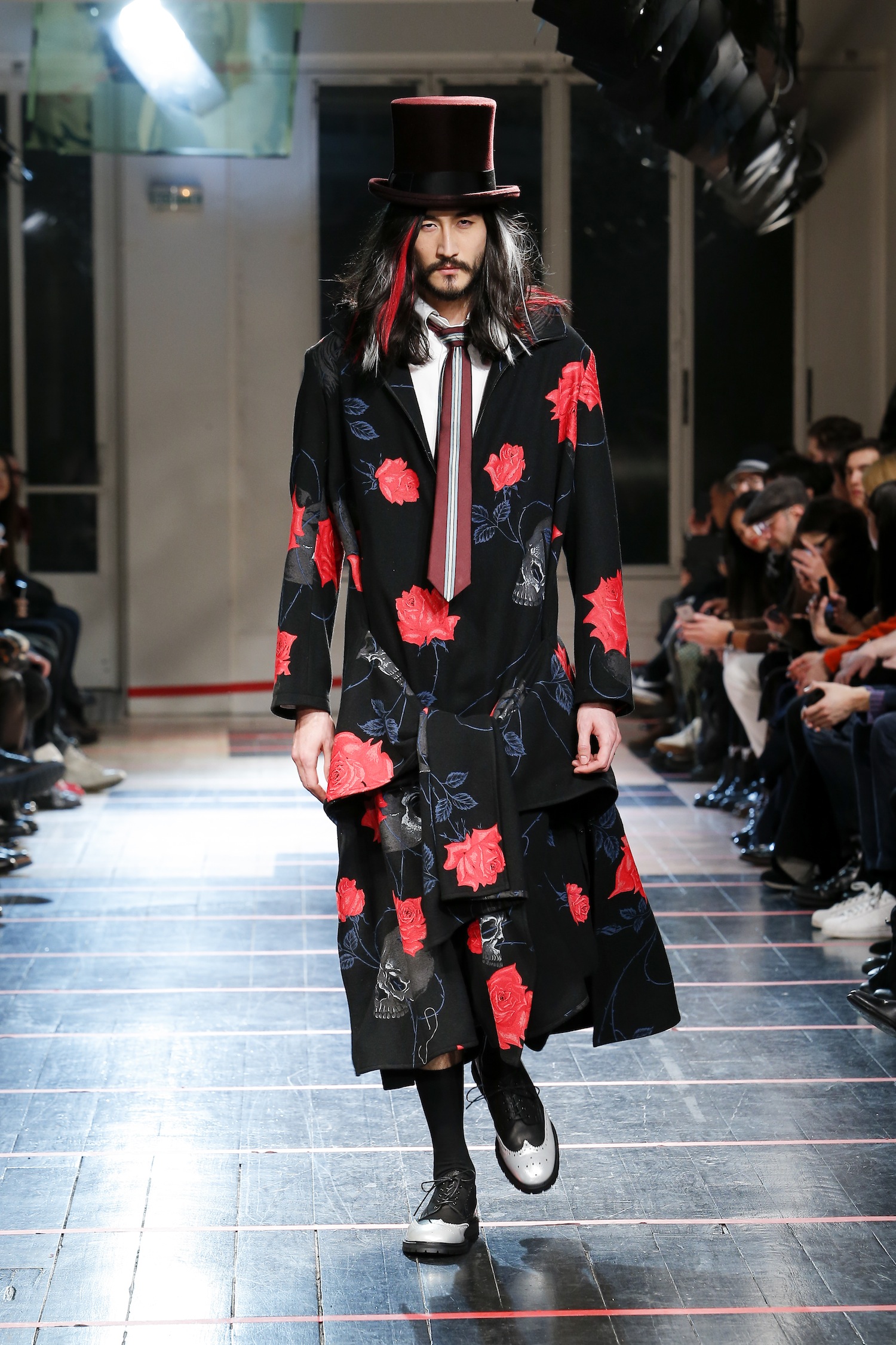 Look 25