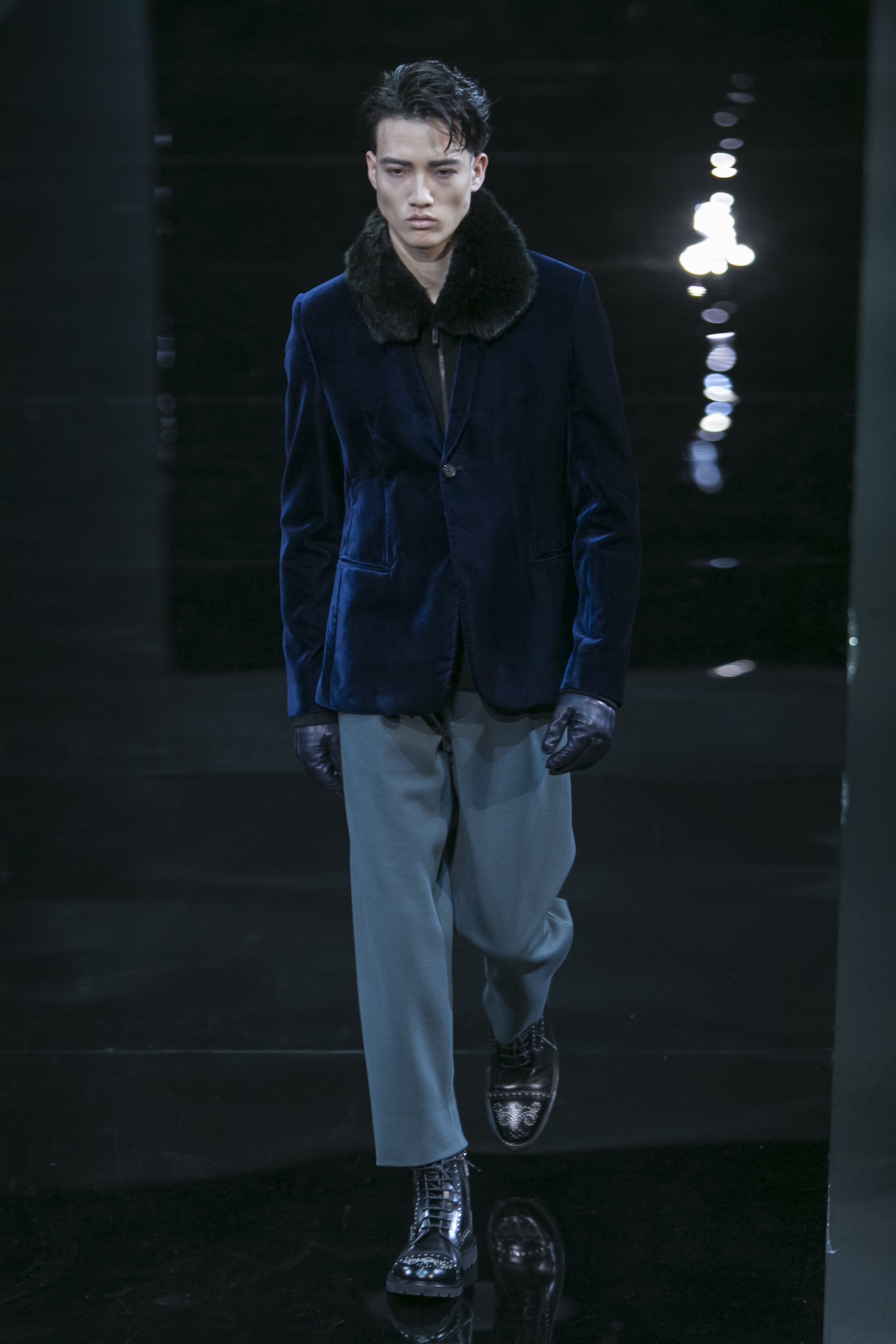Look 29