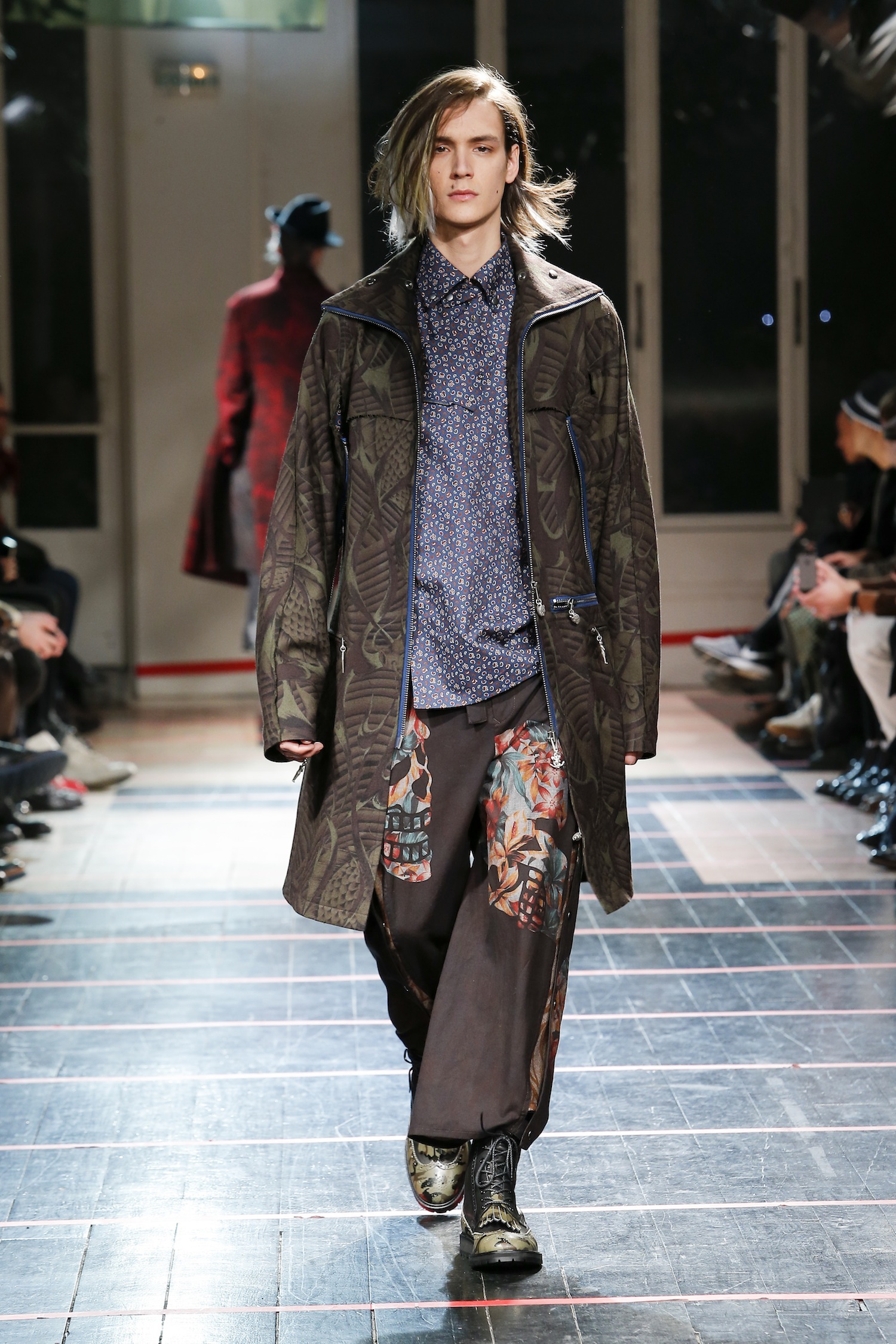 Look 29