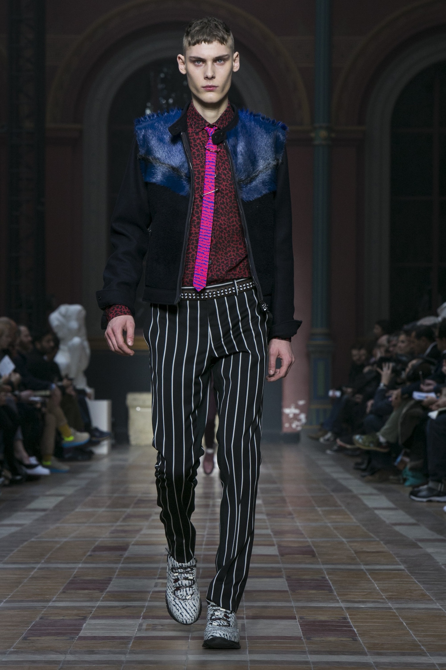 Look 31