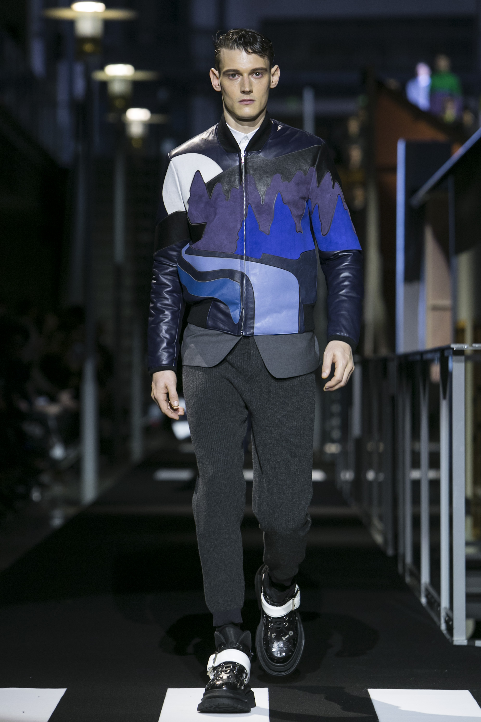 Look 39
