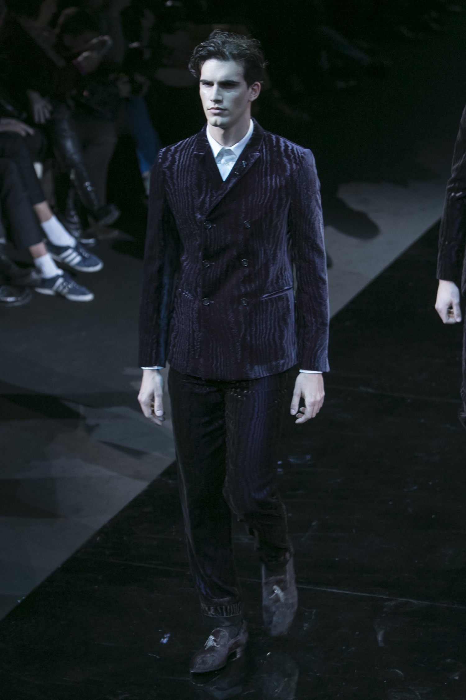 Look 4