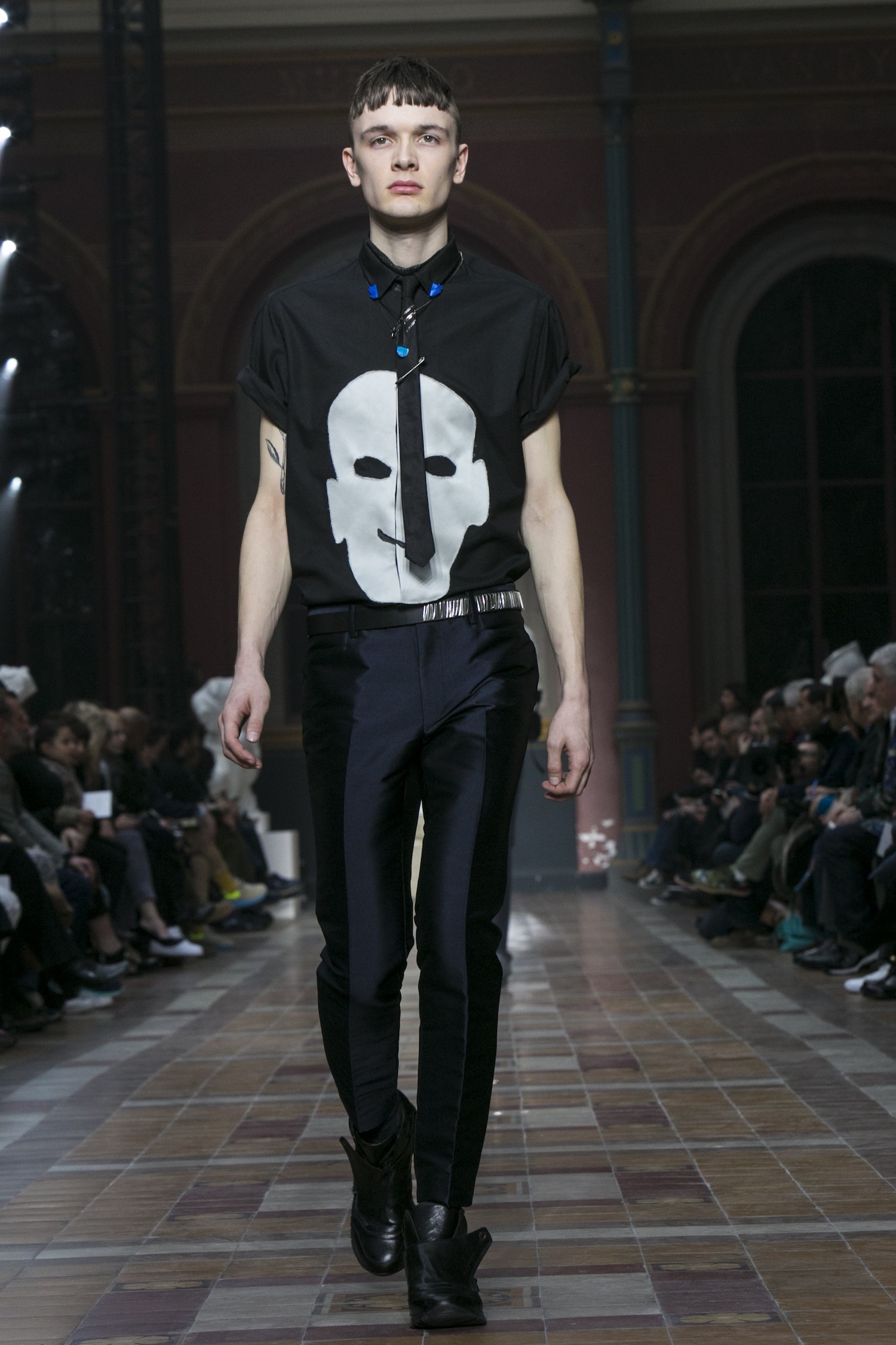 Look 43