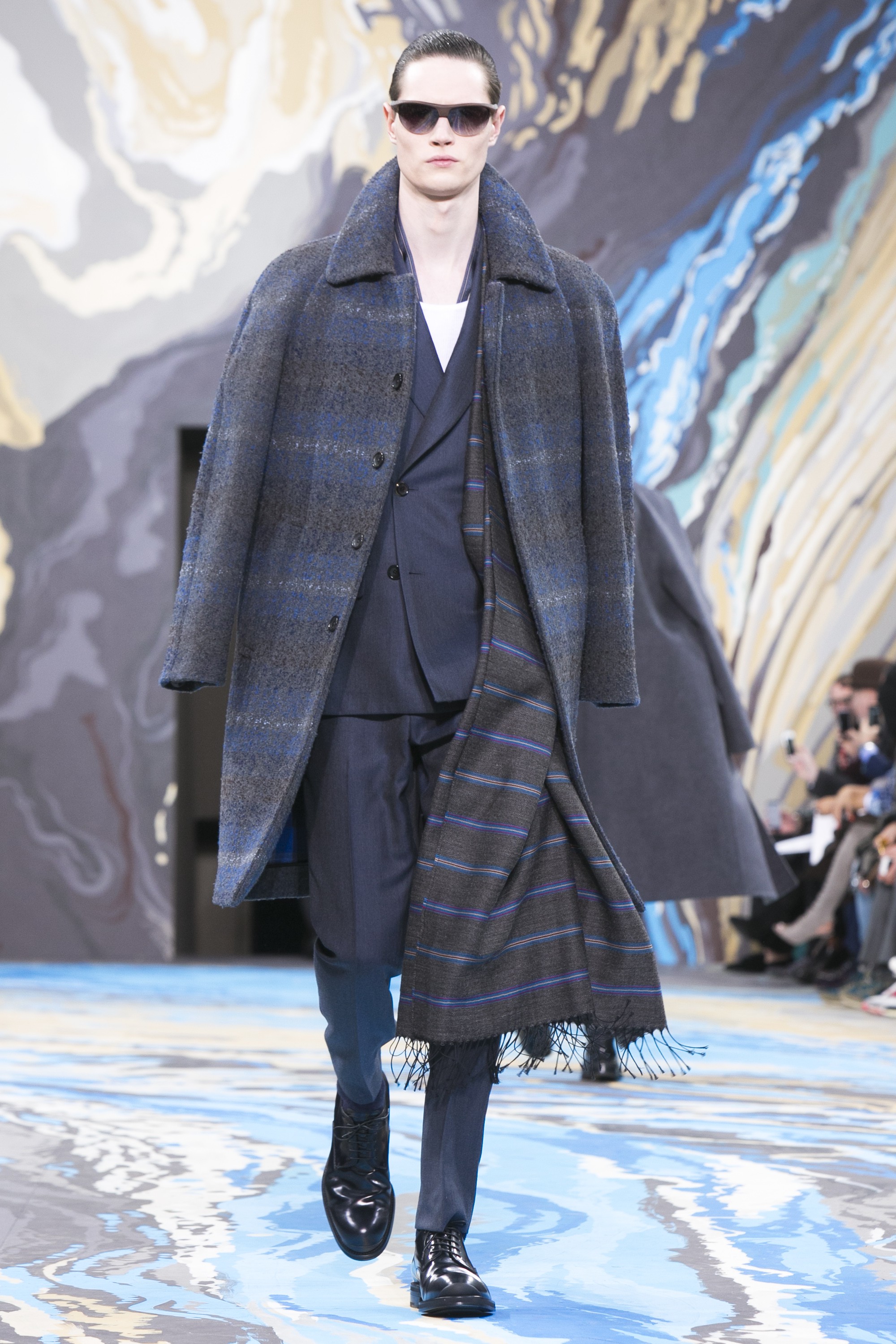 Look 5